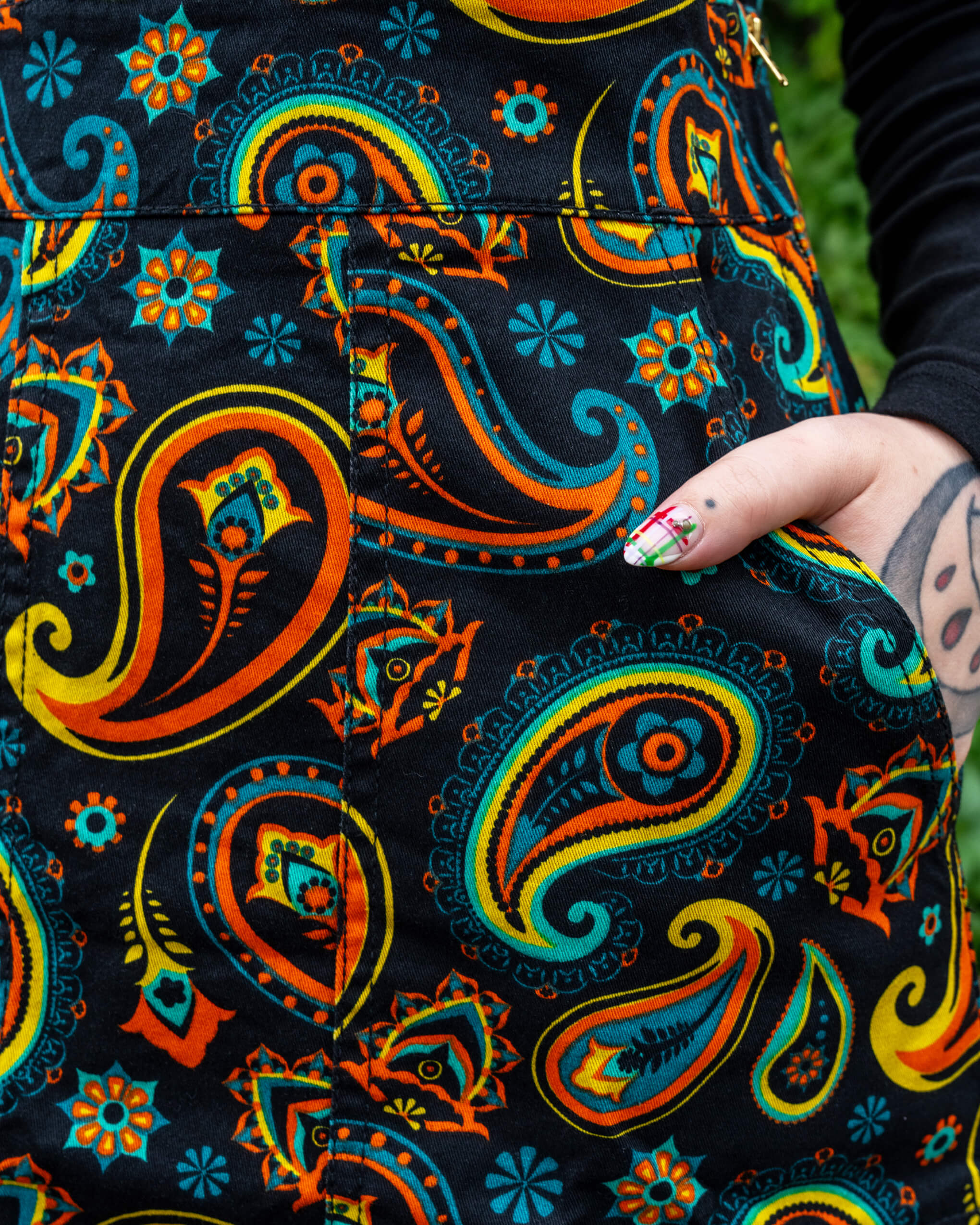 Black Paisley Stretch Twill Pinafore Dress - Image 5