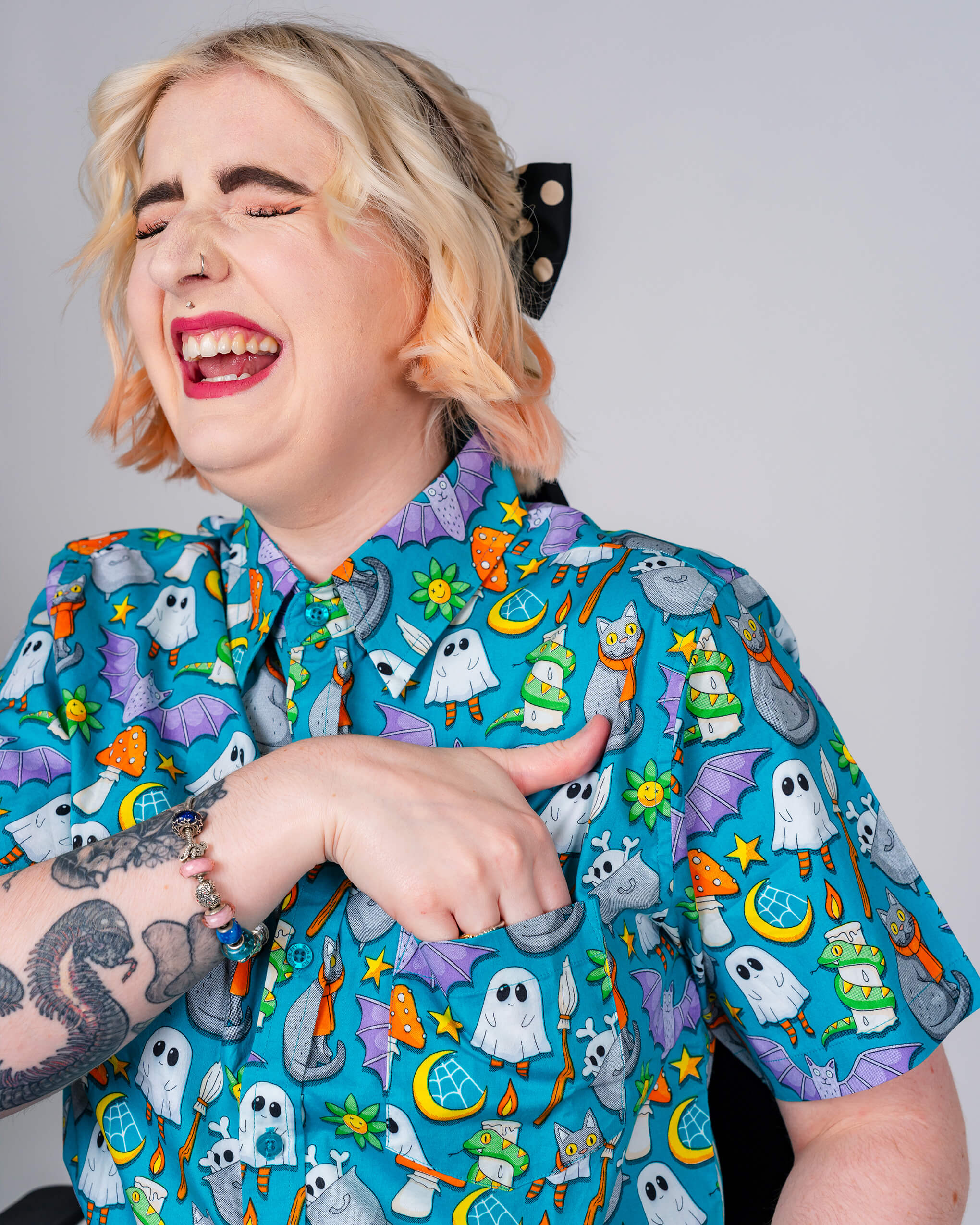 Halloween: Cauldron Cats Teal Short Sleeve Shirt - Image 3